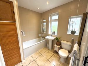 Photo 9- click for photo gallery